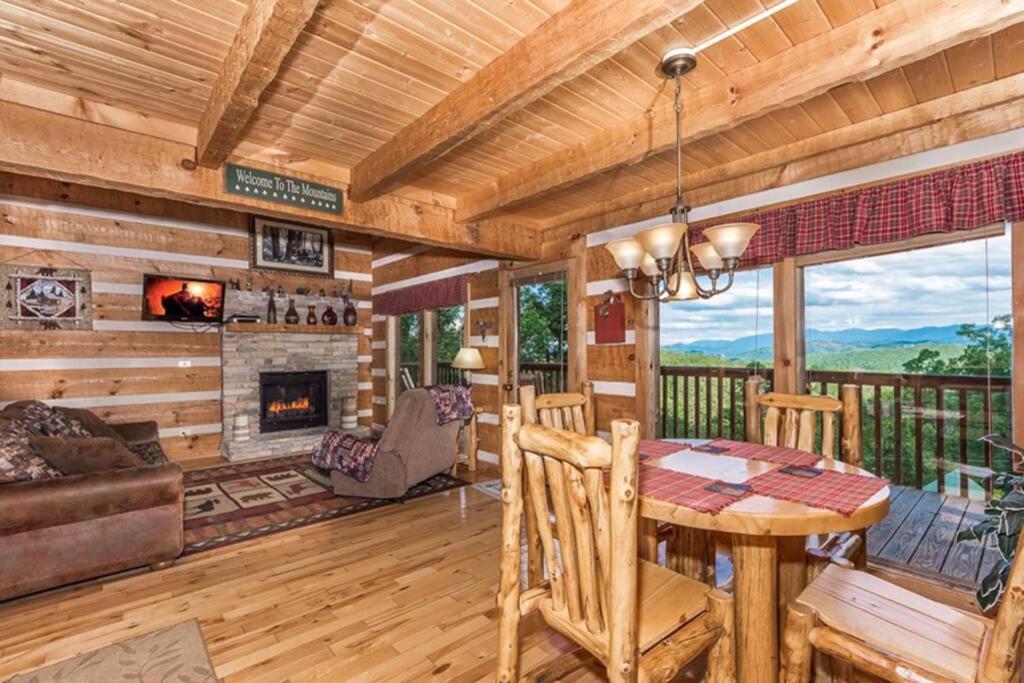 View! Private! Hot Tub,Pool Table,Fireplace,Relax! Sevierville Exterior foto