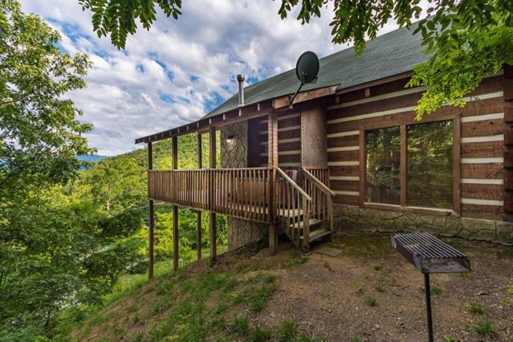 View! Private! Hot Tub,Pool Table,Fireplace,Relax! Sevierville Exterior foto